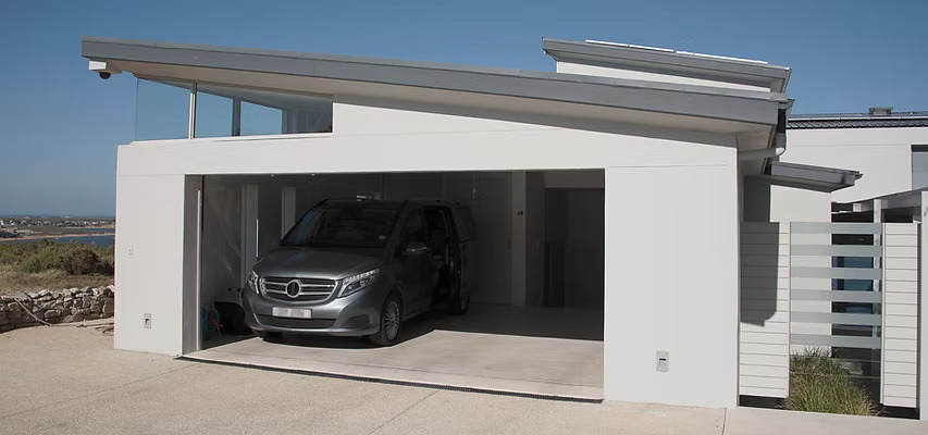 82fcd3_4ffc214f45c44bc297aec9727a50f166mv2_d_5484_3661_s_4_2